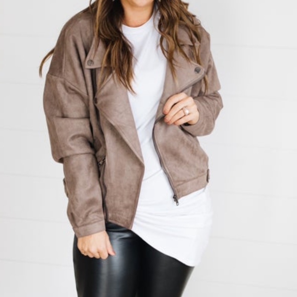 NWOT-HYFVE- Faux Suede- Mocha Drop Shoulder Moto Jacket- Size Medium
